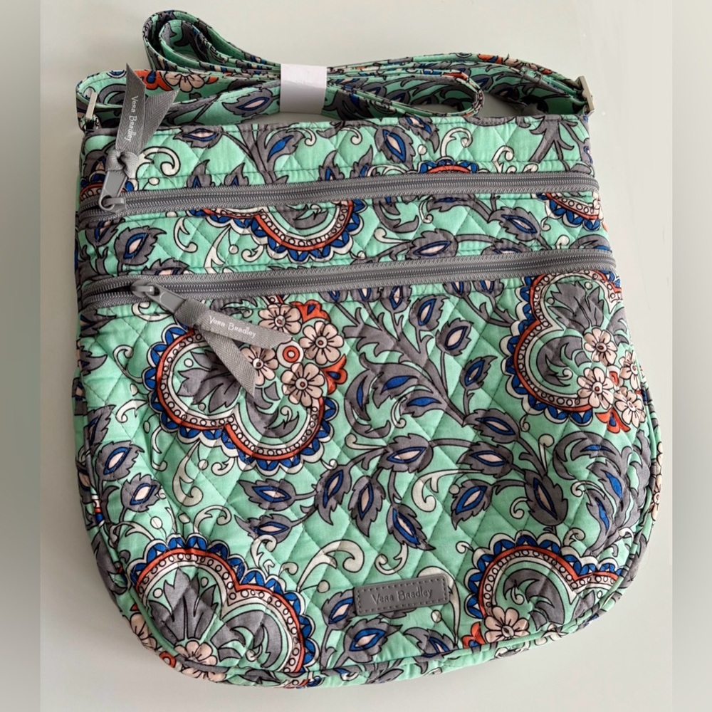Vera Bradley Triple Zip Hipster in Fan Flower